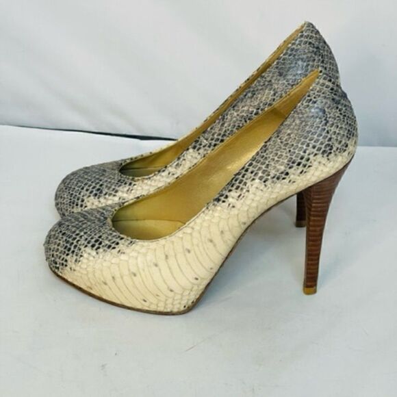 Stuart Weitzman Snakeskin Leather Platform Pumps 6M Very Good condition 4.5" hee - Picture 4 of 6